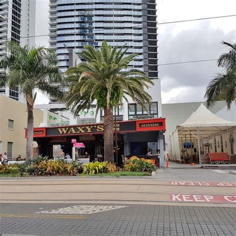 Pokies and Pubs in Surfers paradise .
